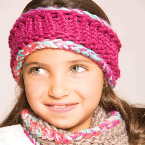 Craftabelle – Cozy Cuffs & Cowls Creation Kit – Beginner Knitting Kit – 9pc - Picture 5 of 7